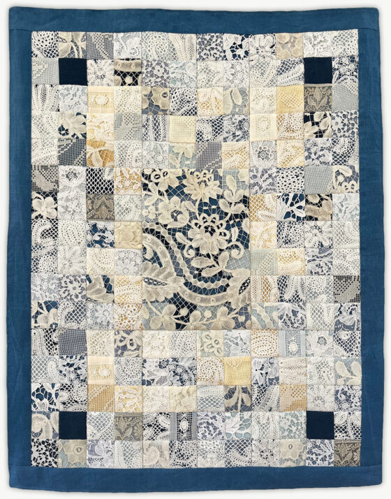 'Homage to Gertrud Arndt', a studio quilt designed by Lori Mason